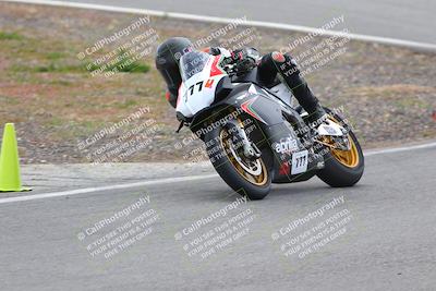 media/Mar-05-2023-TrackXperience (Sun) [[a95d40e56a]]/Group 3/session 2 turn 4/